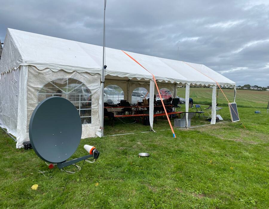 Die Forschungsstation beim Field Day von R12.